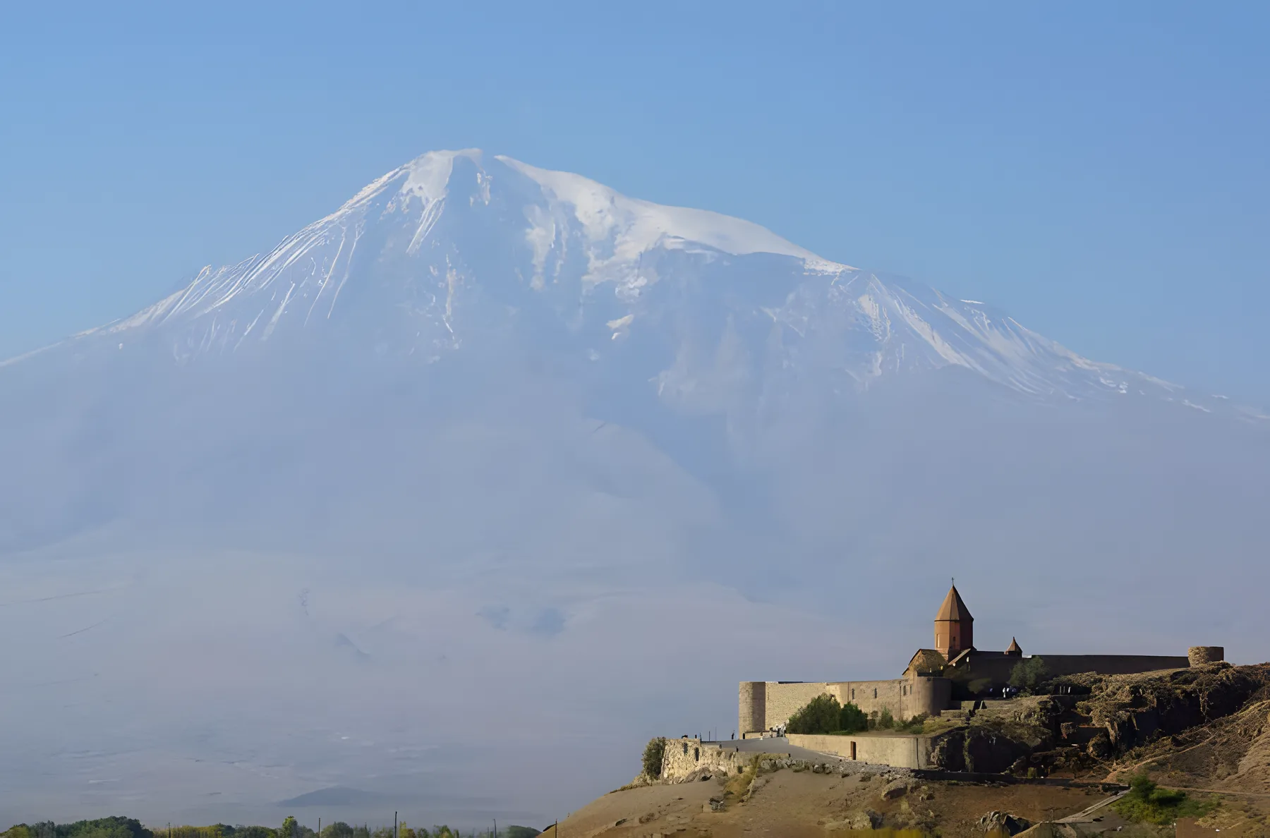 Mosteiro de Khor Virap com o Monte Ararat ao fundo